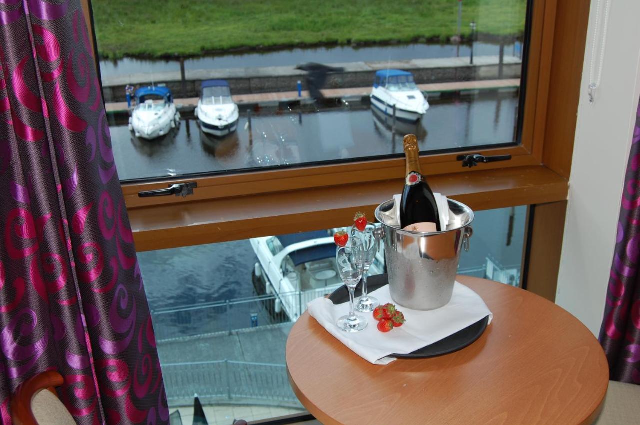 Leitrim Marina Hotel Carrick-on-Shannon Exterior foto