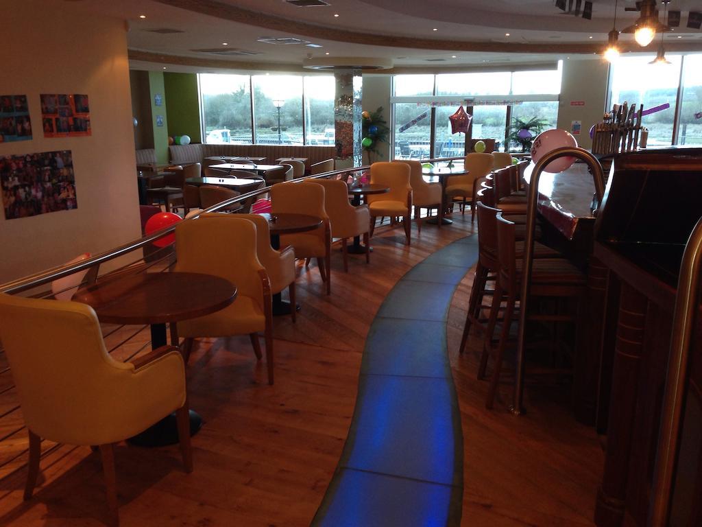 Leitrim Marina Hotel Carrick-on-Shannon Exterior foto